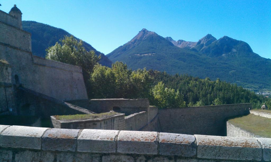 Pres Des Forts Briançon Oda fotoğraf